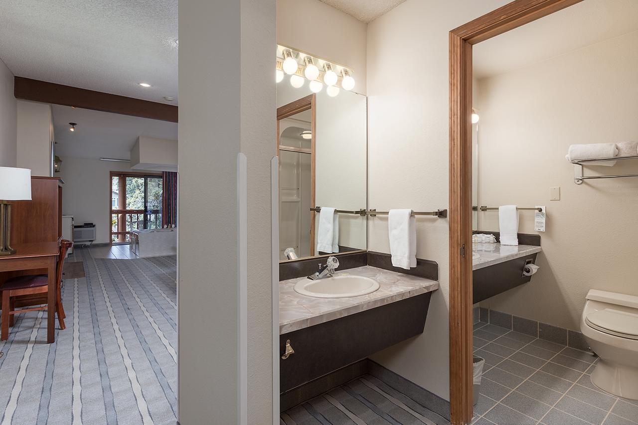 Shilo Inn Suites Hotel - Bend Ngoại thất bức ảnh